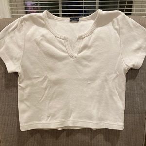 Brandy Melville Ashlyn White Crop Top🤍